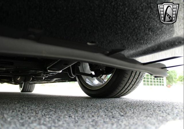 Photo of 2011 Black Chevrolet Camaro