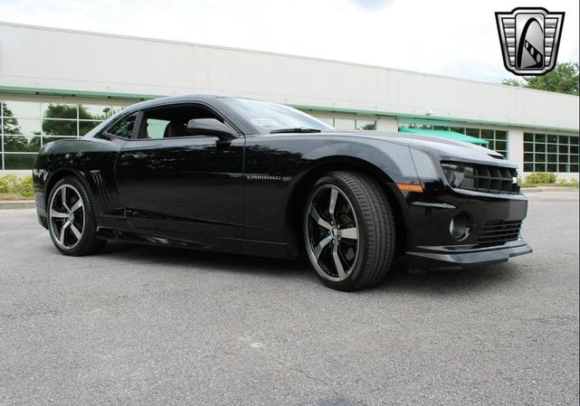 Photo of 2011 Black Chevrolet Camaro
