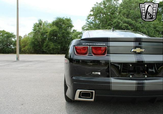 Photo of 2011 Black Chevrolet Camaro