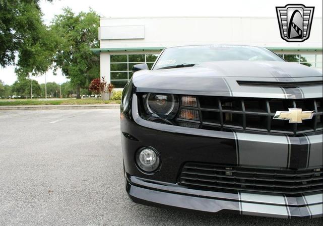 Photo of 2011 Black Chevrolet Camaro