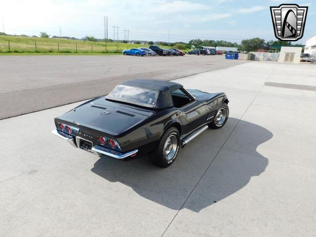 Photo of 1968 Black Chevrolet Corvette