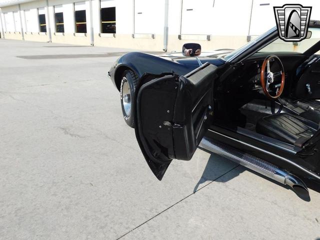 Photo of 1968 Black Chevrolet Corvette