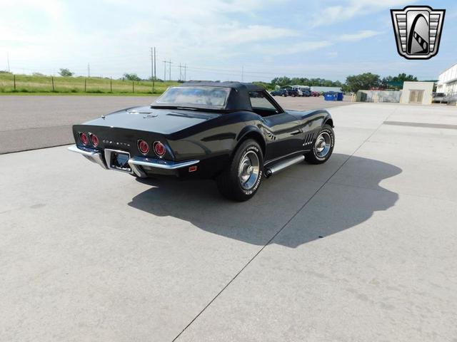 Photo of 1968 Black Chevrolet Corvette