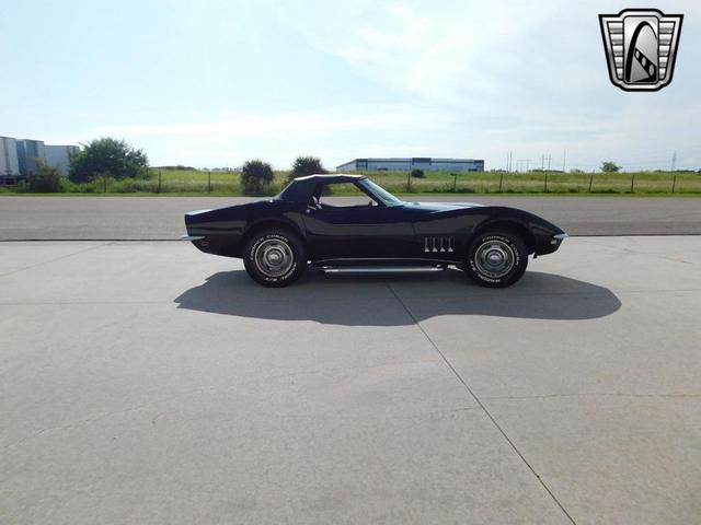 Photo of 1968 Black Chevrolet Corvette