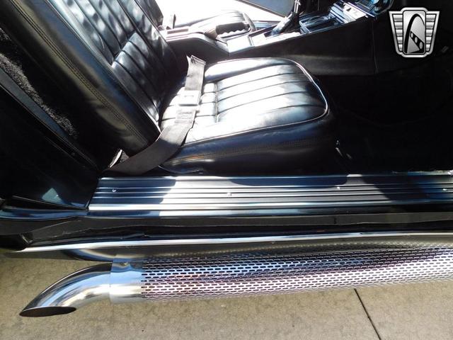 Photo of 1968 Black Chevrolet Corvette