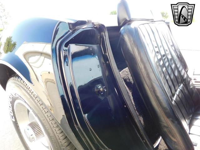 Photo of 1968 Black Chevrolet Corvette