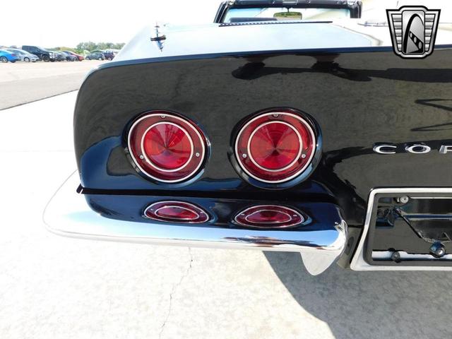 Photo of 1968 Black Chevrolet Corvette