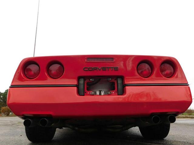 Photo of 1986 Red Chevrolet Corvette