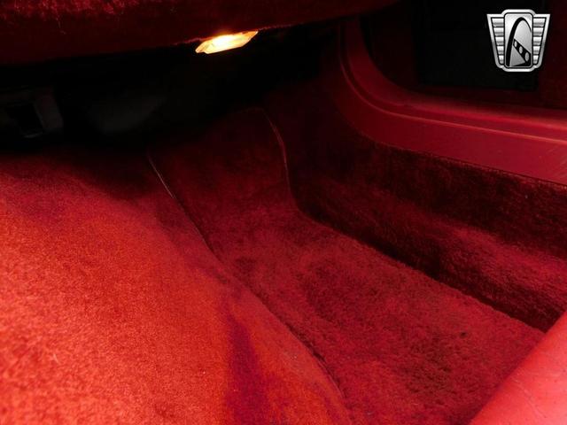 Photo of 1986 Red Chevrolet Corvette
