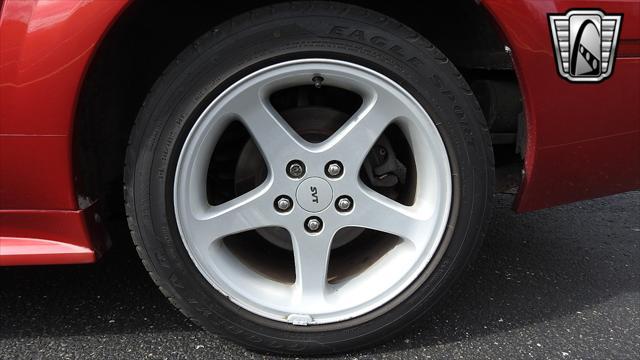 Photo of 2001 Laser Tint Red Ford Mustang