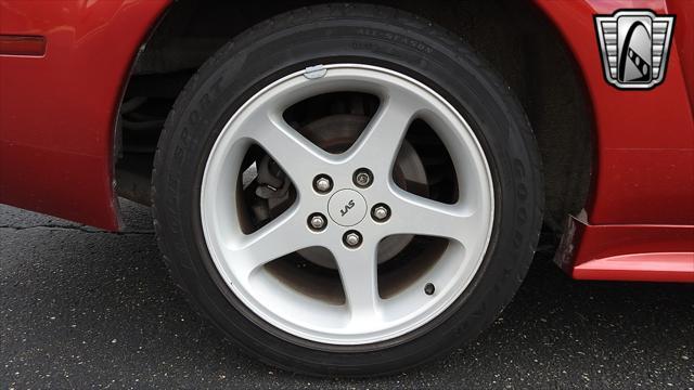 Photo of 2001 Laser Tint Red Ford Mustang