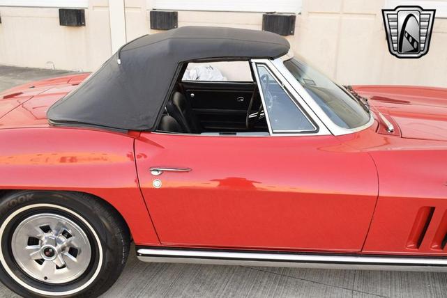 Photo of 1965 Red Chevrolet Corvette