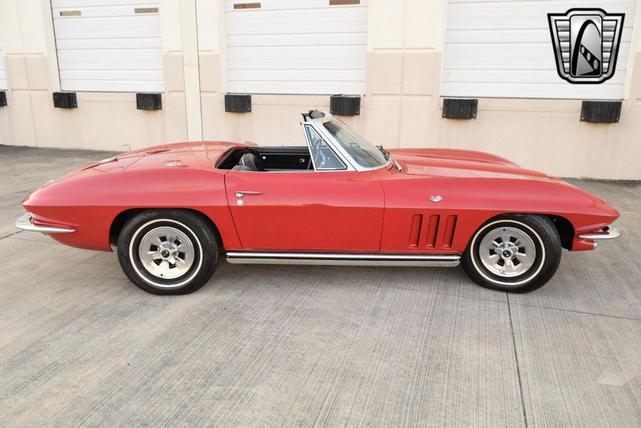 Photo of 1965 Red Chevrolet Corvette