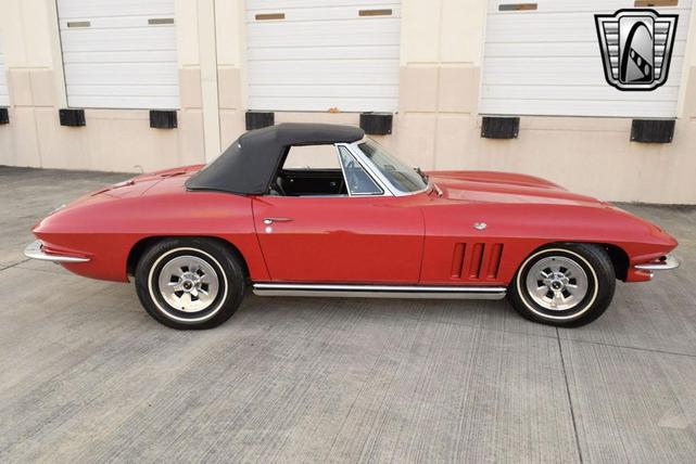 Photo of 1965 Red Chevrolet Corvette