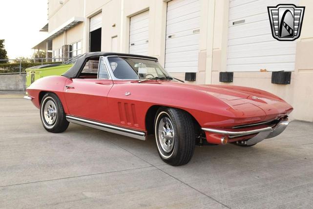 Photo of 1965 Red Chevrolet Corvette