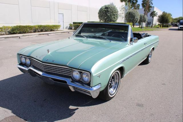 Photo of 1965 Green Buick Skylark