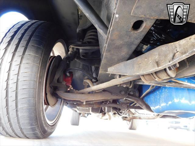 Photo of 1965 Gray Ford Mustang