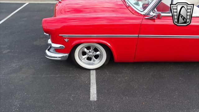 Photo of 1954 Red Ford Crestline