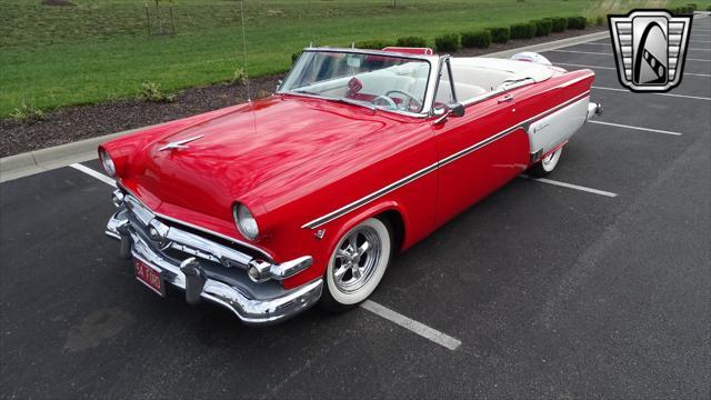 Photo of 1954 Red Ford Crestline