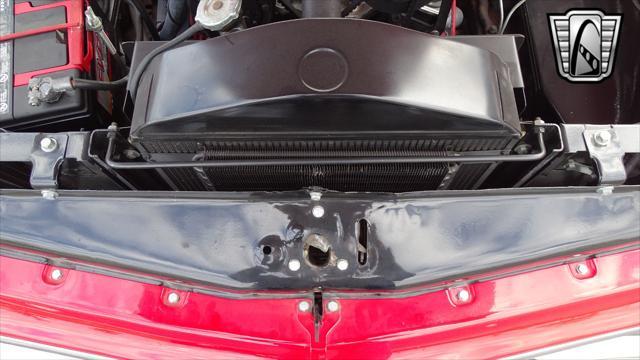 Photo of 1954 Red Ford Crestline