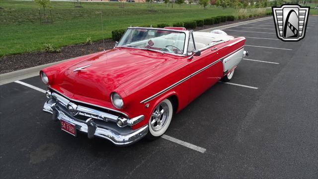 Photo of 1954 Red Ford Crestline