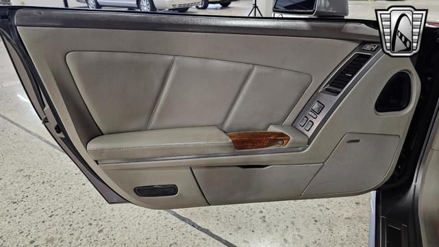 Photo of 2004 Silver Pearl Cadillac XLR
