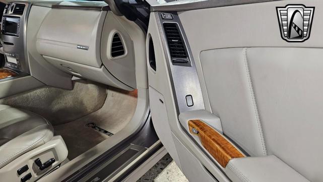 Photo of 2004 Silver Pearl Cadillac XLR