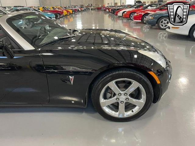 Photo of 2007 Black Pontiac Solstice