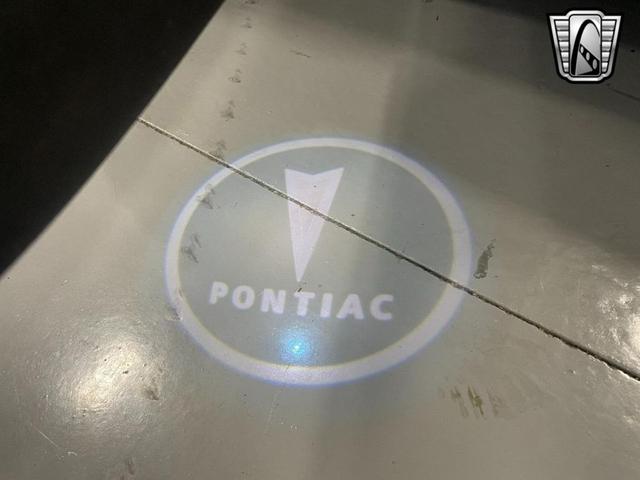 Photo of 2007 Black Pontiac Solstice