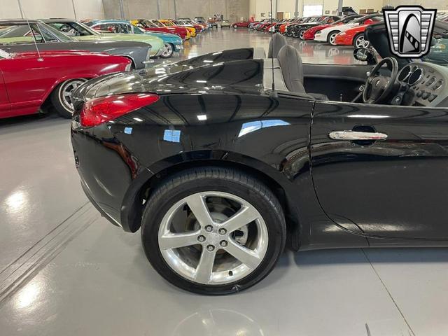 Photo of 2007 Black Pontiac Solstice