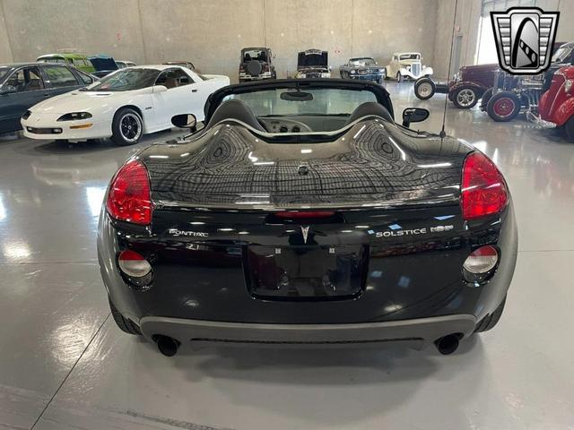 Photo of 2007 Black Pontiac Solstice