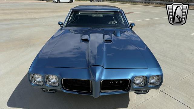 Photo of 1970 Atoll Blue Pontiac GTO