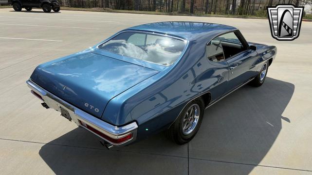 Photo of 1970 Atoll Blue Pontiac GTO