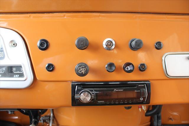 Photo of 1974 Orange Toyota Land Cruiser