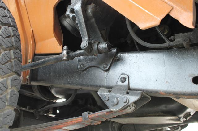 Photo of 1974 Orange Toyota Land Cruiser
