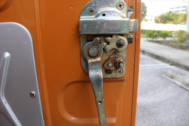 Photo of 1974 Orange Toyota Land Cruiser