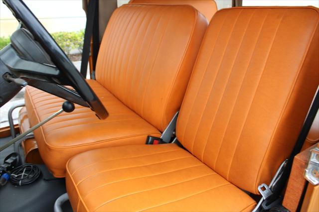 Photo of 1974 Orange Toyota Land Cruiser