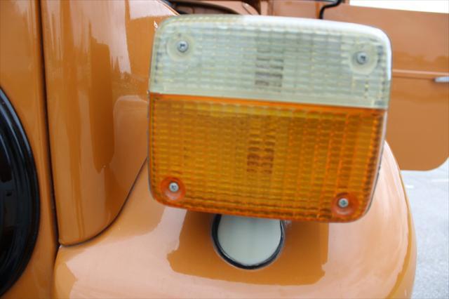 Photo of 1974 Orange Toyota Land Cruiser