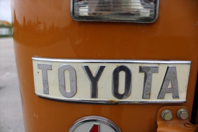 Photo of 1974 Orange Toyota Land Cruiser