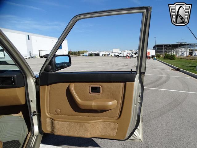Photo of 1988 Bronzit BMW 528