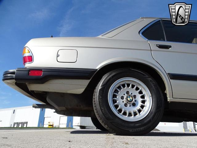 Photo of 1988 Bronzit BMW 528