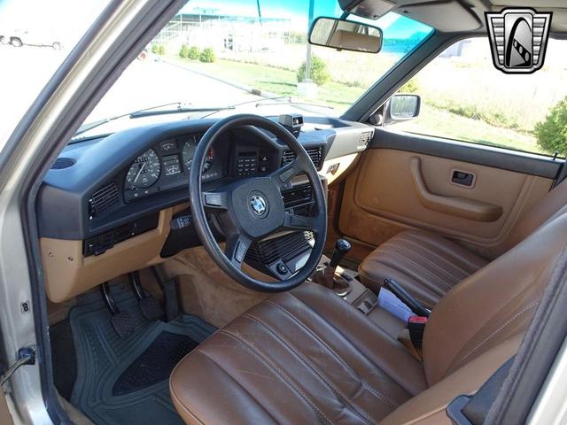 Photo of 1988 Bronzit BMW 528