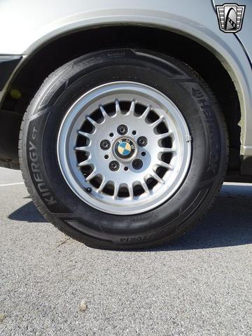 Photo of 1988 Bronzit BMW 528