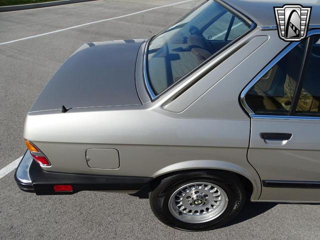 Photo of 1988 Bronzit BMW 528