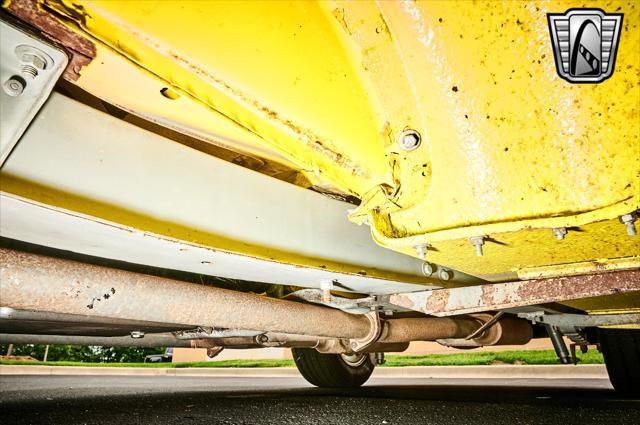 Photo of 1938 Yellow Chevrolet Master