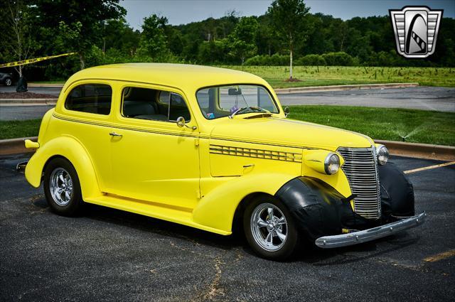 Photo of 1938 Yellow Chevrolet Master