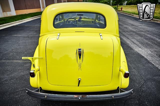 Photo of 1938 Yellow Chevrolet Master