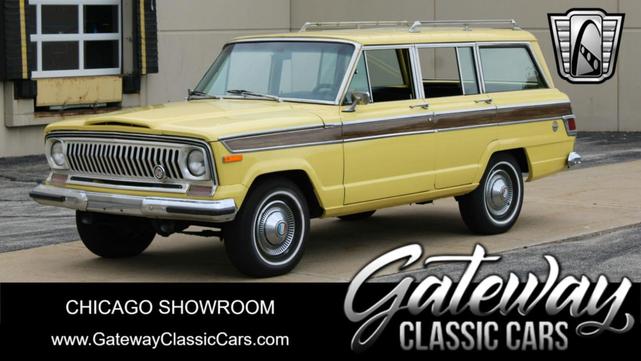 Photo of 1976 Yellow Jeep Wagoneer