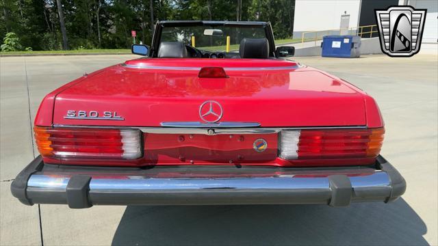 Photo of 1987 Red Mercedes-Benz 560SL