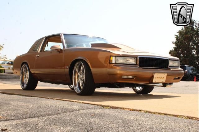 Photo of 1987 Gold Chevrolet Monte Carlo